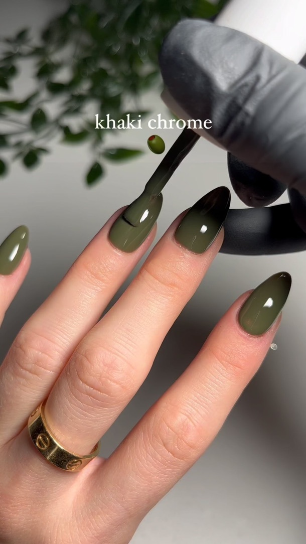 is khaki chrome a vibe?