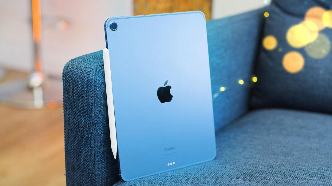 Judner Aura - Took a while but we finally got our iPad Air video up